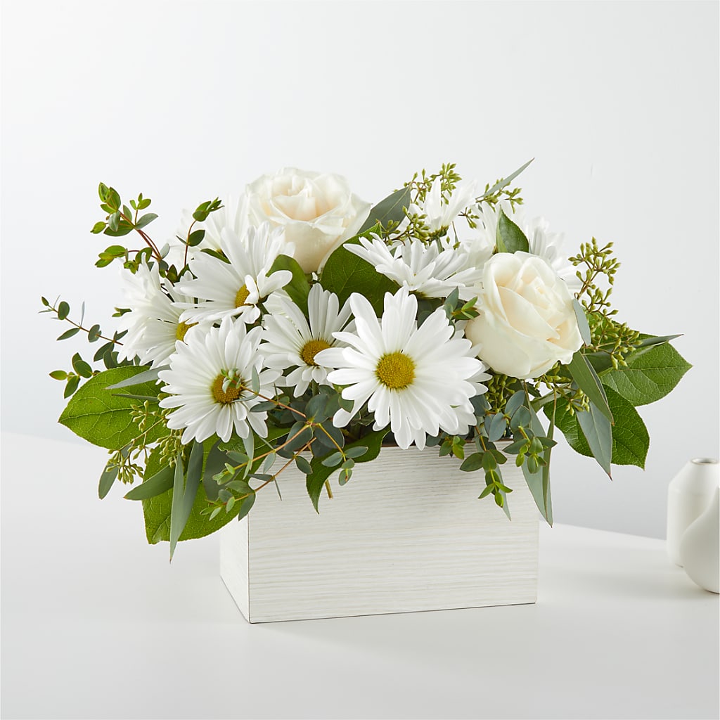 Fresh Linen Box Bouquet – Olson Florist, Salem OR