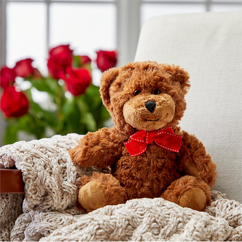 Romantic Long Stem Red Rose Bouquet Bundles – Olson Florist, Salem OR
