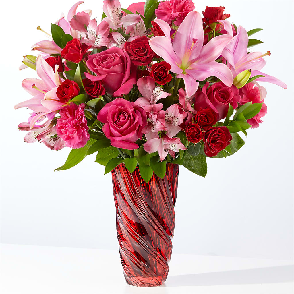 In Love Bouquet with Luxe Swirl Vase – Olson Florist, Salem OR