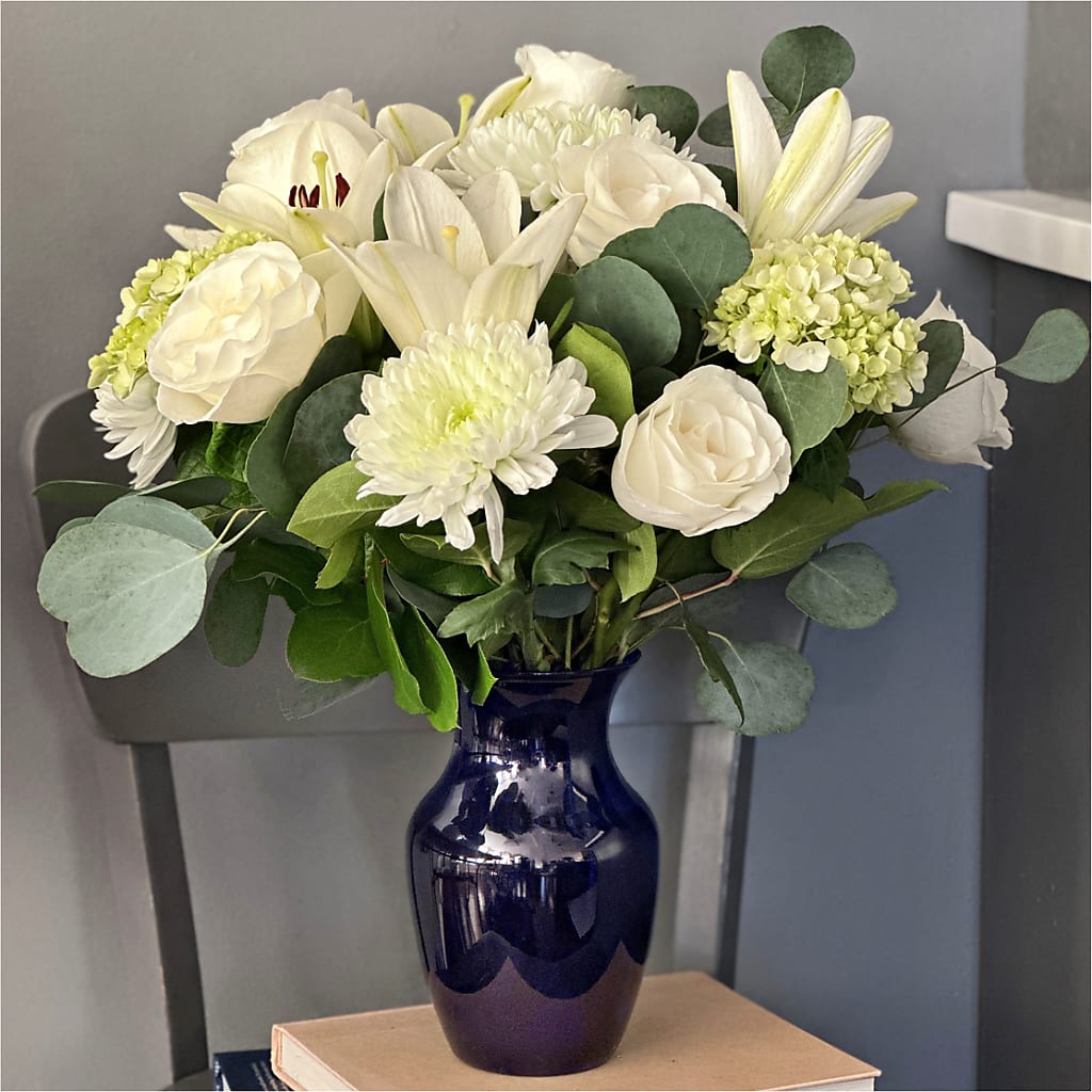 Snowy Dreams Bouquet –  Olson Florist, Salem OR
